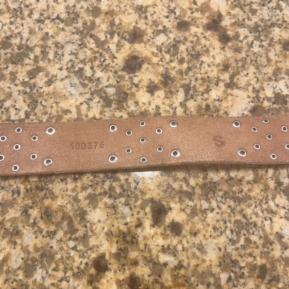 Women’s Wide Belt Washed Silver Leather With Silver Studs Size S - Picture 4 of 9